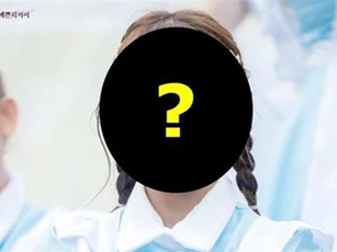 Nữ thần tượng mới 14 tuổi đã rời nhóm vì mắc chứng trầm cảm, dân mạng cầu mong không trường hợp tương tự như Sulli xảy ra