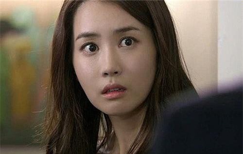 Ôm con đi viện còn bị mẹ chồng mắng 'lang chạ với ai chứ giống nhà này toàn người khỏe', tôi đáp lại khiến bà cứng họng