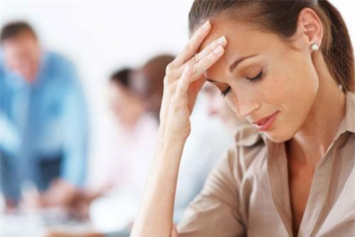 11 lợi ích sức khỏe không ngờ của cây kim ngân hoa