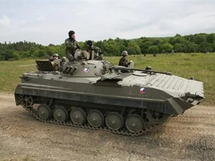Cộng hòa Czech thay thế BMP-1/2, cơ hội mua thanh lý giá rẻ?