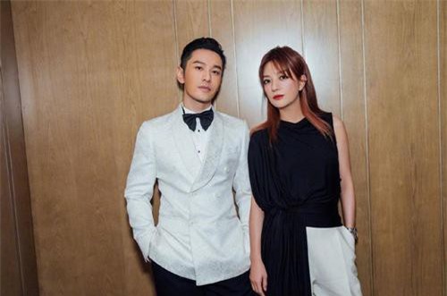 Giữa tin đồn rạn nứt hôn nhân với Angelababy, Huỳnh Hiểu Minh sánh đôi bên 'mối tình đầu' Triệu Vy