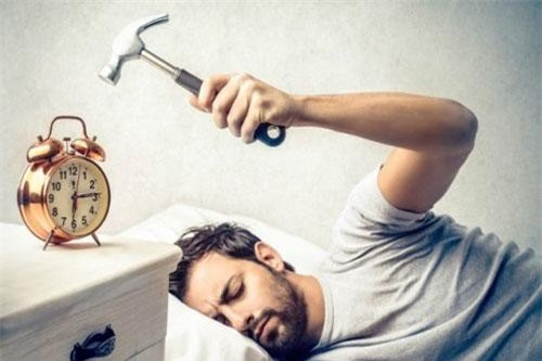 CLIP: 9 điều bạn không nên làm vào buổi sáng