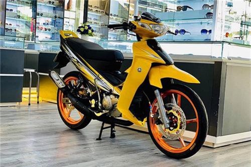 Dân chơi Nha Trang độ xe máy Yamaha 125ZR hơn 250 triệu