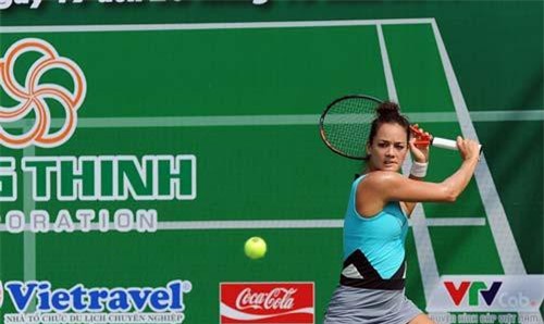 Giải quần vợt VĐQG 2019: 'Đóa hồng lai' Alize Lim hủy diệt đàn em