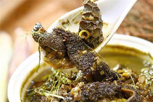 Mùi vị gây 'choáng' của món ăn làm từ phân non động vật ăn cỏ