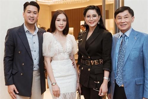 N&#x1EED;a kia c&#x1EE7;a thi&#x1EBF;u gia Vi&#x1EC7;t to&#xE0;n ti&#x1EC3;u th&#x1B0; tr&#xE2;m anh th&#x1EBF; phi&#x1EC7;t