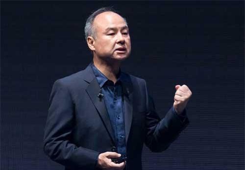 3 khác biệt lớn giữa ông chủ SoftBank và huyền thoại đầu tư Warren Buffett