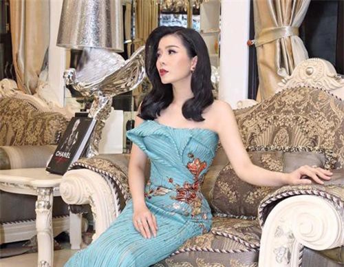 Cận cảnh biệt thự 400m2 giá triệu đô bên Mỹ của Lệ Quyên