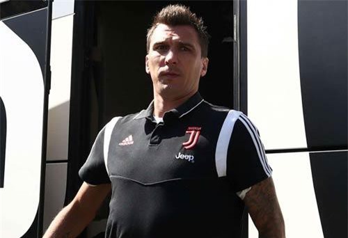 Mandzukic sẵn sàng giảm một nửa lương để đến MU
