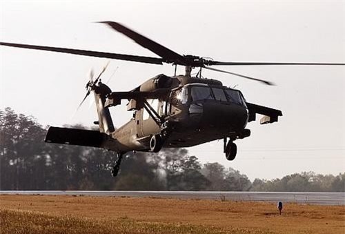 Quốc gia từng thuộc Liên Xô 'thẳng tay' thay thế Mi-8 bằng UH-60 Black Hawk