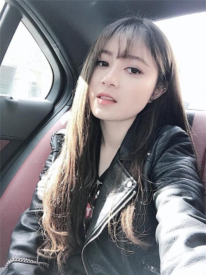 Soi nhan sắc đời thường của Rich Kid mua sắm tiền tỉ không xót tay - Hình 9 Soi nhan sac doi thuong cua Rich Kid mua sam tien ti khong xot tay-Hinh-9