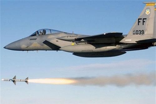 F-15EX được cảnh báo tránh xa Su-30/35 Nga