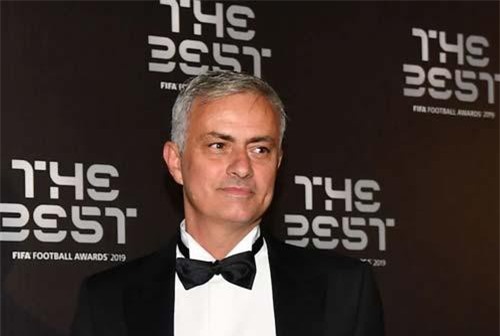 HLV Mourinho ráo riết chuẩn bị cho bến đỗ mới