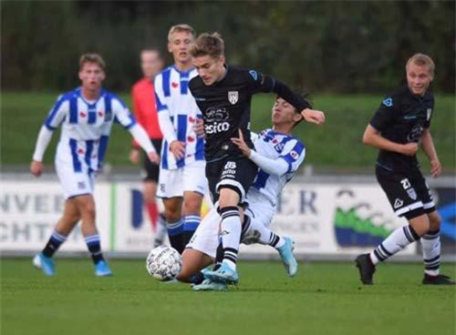 Heerenveen vs Groningen: Văn Hậu ra mắt NHM Hà Lan?