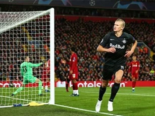 Mục tiêu của MU vượt Messi, Ronaldo về kỷ lục ghi bàn