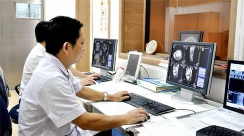 Ngành Y tế sẽ ưu tiên ứng dụng AI trong theo dõi, cảnh báo dịch bệnh trên cả nước