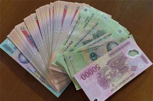 Nghệ An: Chủ cửa hàng rơi bọc tiền hơn 100 triệu đồng, khách nhanh tay lấy cắp