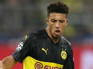 Sancho được thầy cũ khuyên ở lại Dortmund để phát triển sự nghiệp