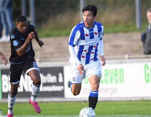 Báo Hà Lan: 'Văn Hậu luôn được tin tưởng ở ĐT Việt Nam'