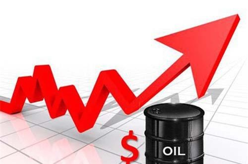 Giá xăng, dầu (25/10): Tiếp tục tăng mạnh