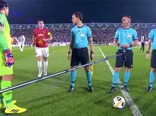 Maguire giải thích lý do 'quên mất mình là ai'