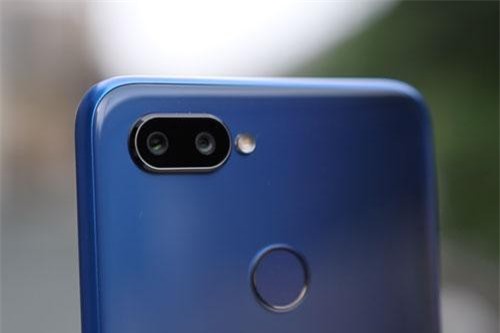 Smartphone chip S660, camera kép, RAM 6 GB, giá 3,69 triệu đồng tại Việt Nam