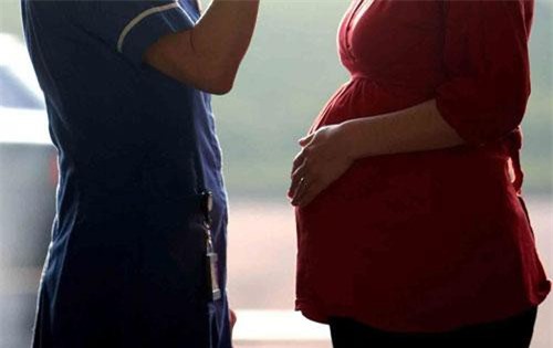 Các ông bố tương lai nên kiêng rượu trước khi định có con 6 tháng