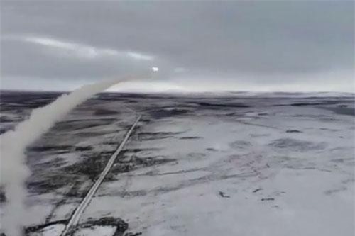 'Choáng ngợp' với sức mạnh của tên lửa hành trình Oniks