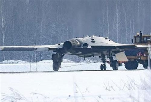 Mỹ khoe F-35, chê Su-57 khi tụt hậu 40 năm với Nga