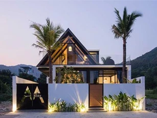 Ngỡ ngàng trước vẻ đẹp ngôi nhà dưới chân núi Sơn Trà