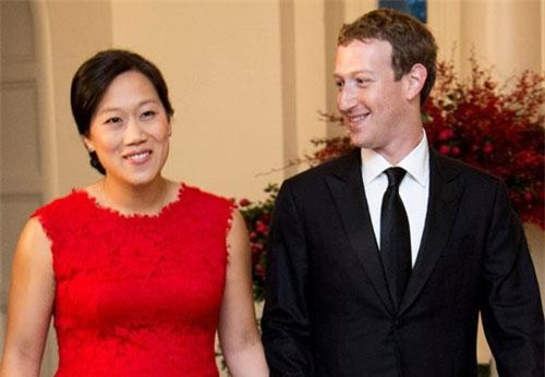 Vợ và bạn gái tài sắc của các tỷ phú thế giới