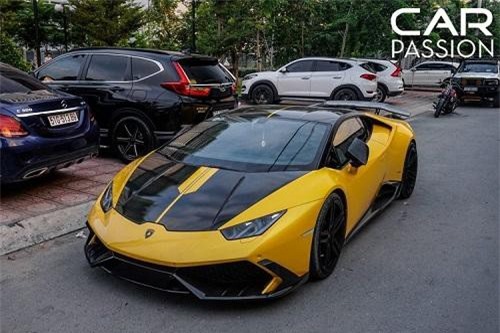 Cận cảnh Lamborghini Huracan độ Mansory độc nhất Việt Nam