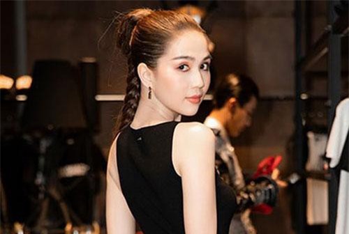 Không phải 'nữ hoàng nội y', Ngọc Trinh xứng danh 'phát ngôn viên' hơn bất cứ ai