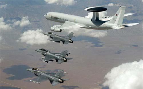 NATO tập trận với vũ khí hạt nhân dằn mặt Nga