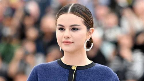 Selena Gomez đã rất cô đơn trong 2 năm qua