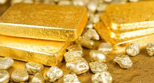 Bất ngờ phát hiện kho báu trong căn phòng bí mật dưới tầng hầm