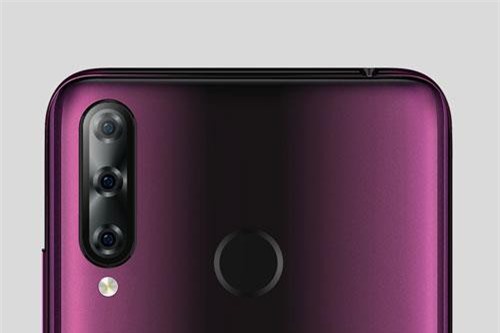 Đánh giá smartphone 3 camera sau, giá 1,99 triệu tại Việt Nam