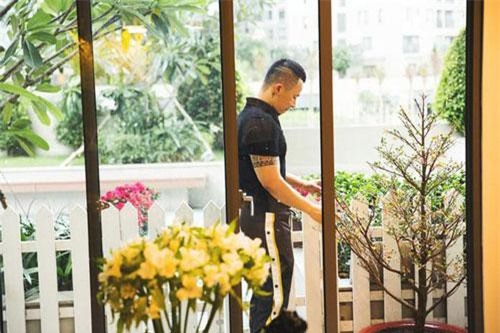 'Lóa mắt' biệt thự 40 tỷ sát nhà Ngọc Trinh của Vũ Khắc Tiệp mới tậu