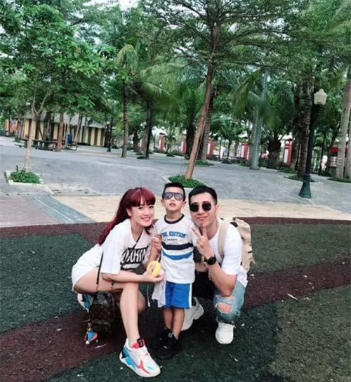 Only C từng tìm đến cái chết vì trầm cảm và bị bệnh suy gan