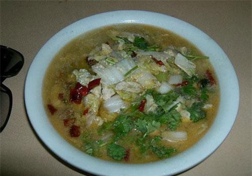 'Rùng mình' với món sâu nấu đủ kiểu của Giang Tô