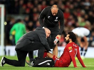 Salah chấn thương, nguy cơ lỡ đại chiến với Man City