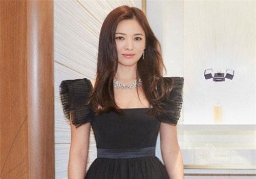 Song Hye Kyo bị chỉ trích vì đã nói dối