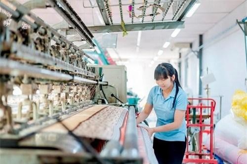 10 tháng, Việt Nam xuất siêu hàng hóa 7 tỷ USD