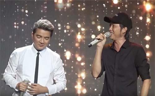 Bị Hoài Linh giận không nhìn mặt, Đàm Vĩnh Hưng phản ứng bất ngờ