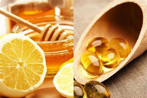 Công thức làm mặt nạ dưỡng môi đơn giản, hiệu quả cho ngày lạnh