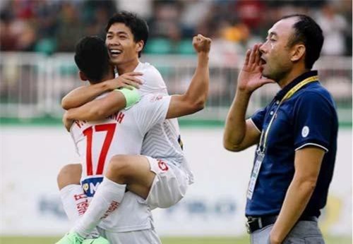 HLV Hàn Quốc tự tin đưa Công Phượng trở lại HAGL