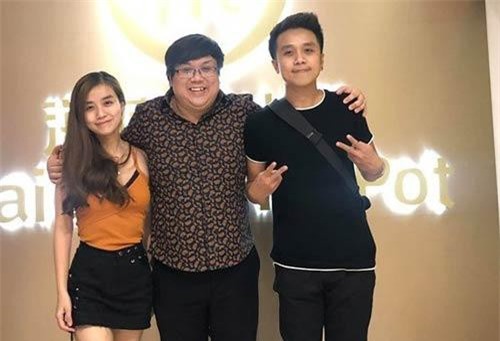 Hai năm sau ly hôn, Gia Bảo vẫn đeo nhẫn cưới