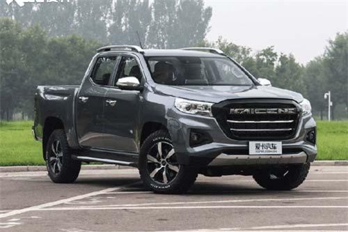 Khám phá xe bán tải giá 340 triệu, màn hình siêu to