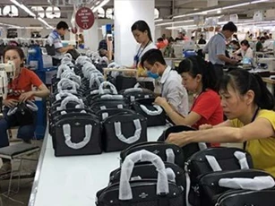 Xuất khẩu hơn 1 tỉ USD túi xách, vali, mũ vào thị trường Mỹ