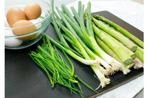 7 lợi ích sức khỏe nhiều người bỏ qua của hành và hẹ